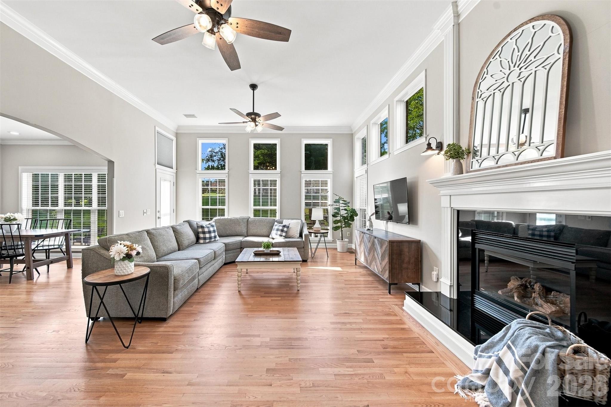 1221 Willow Creek Drive — Newton