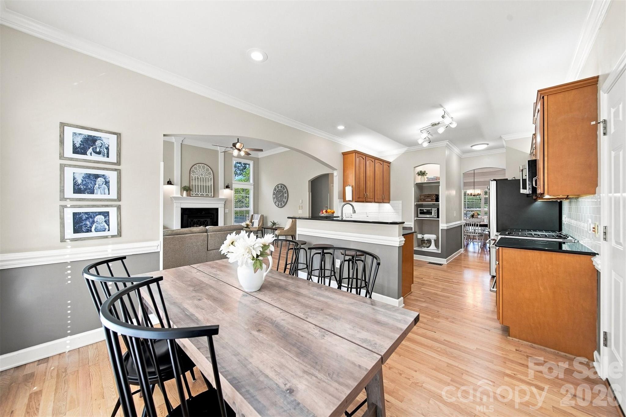 1221 Willow Creek Drive — Newton
