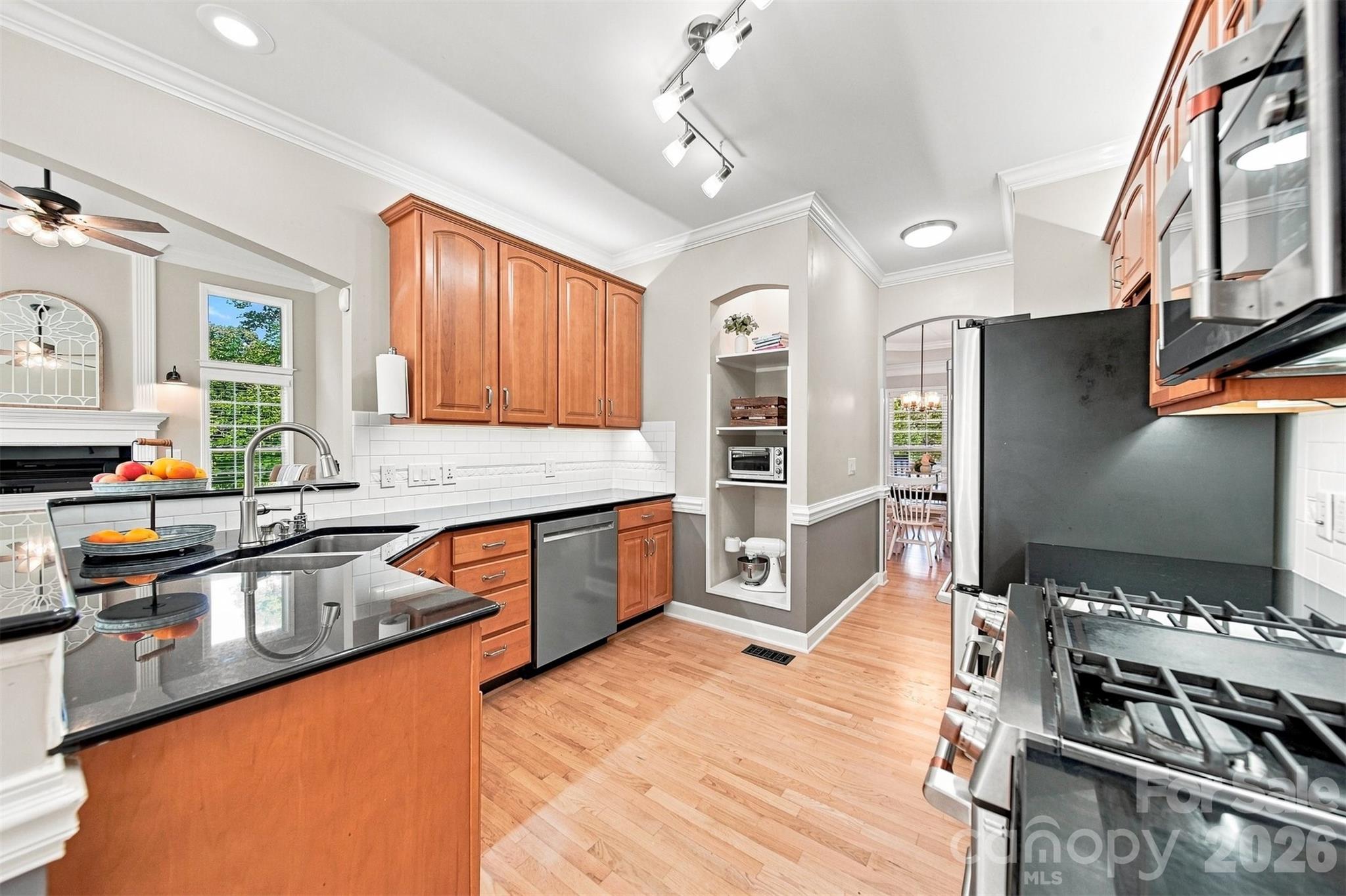 1221 Willow Creek Drive — Newton