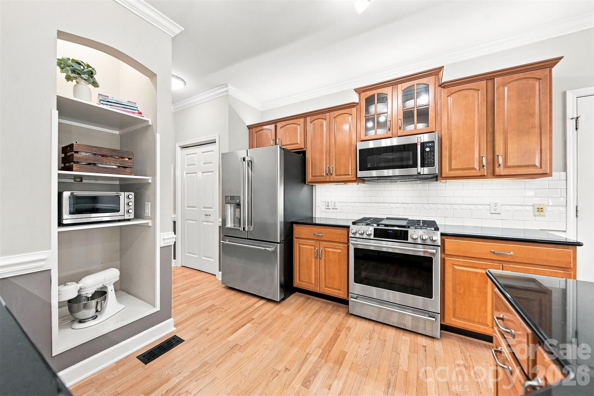 1221 Willow Creek Drive — Newton