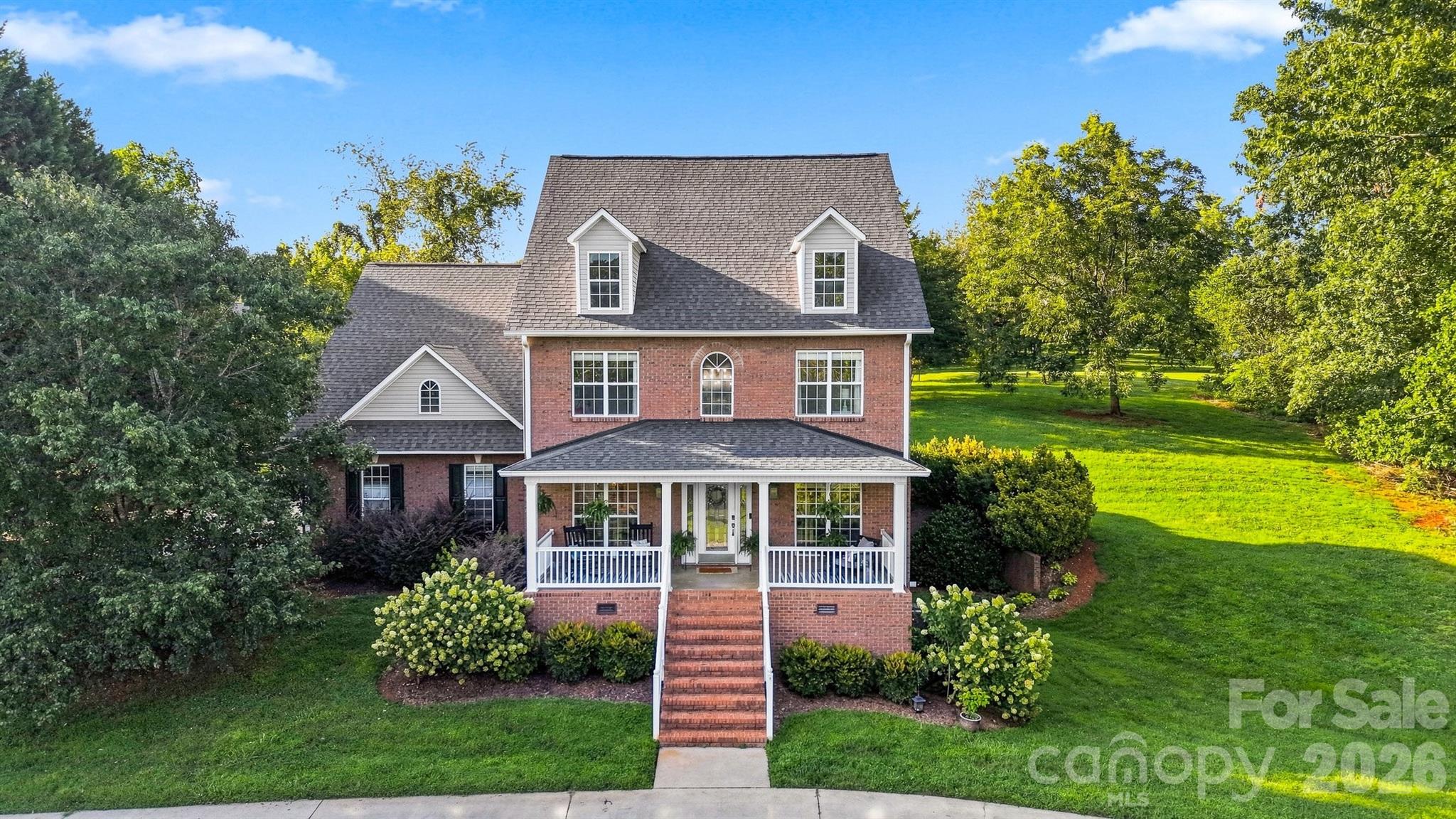 1221 Willow Creek Drive — Newton