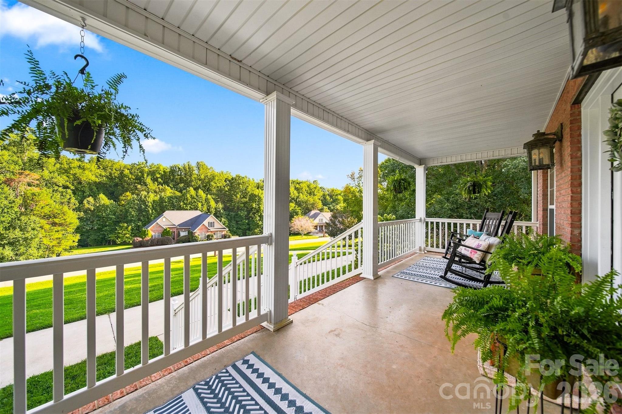 1221 Willow Creek Drive — Newton