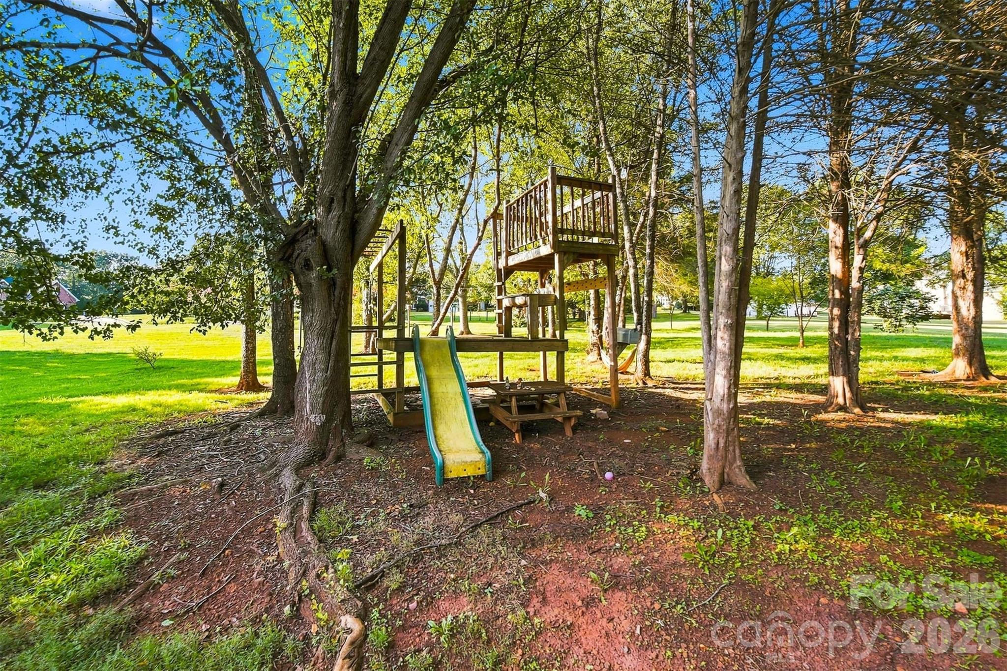1221 Willow Creek Drive — Newton