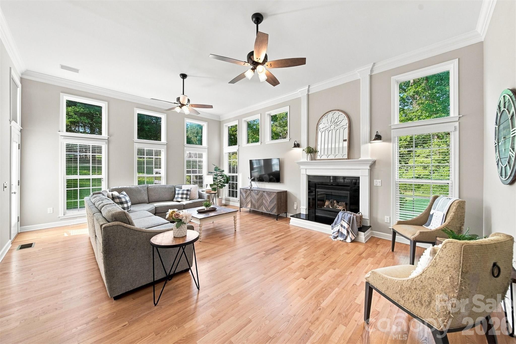 1221 Willow Creek Drive — Newton