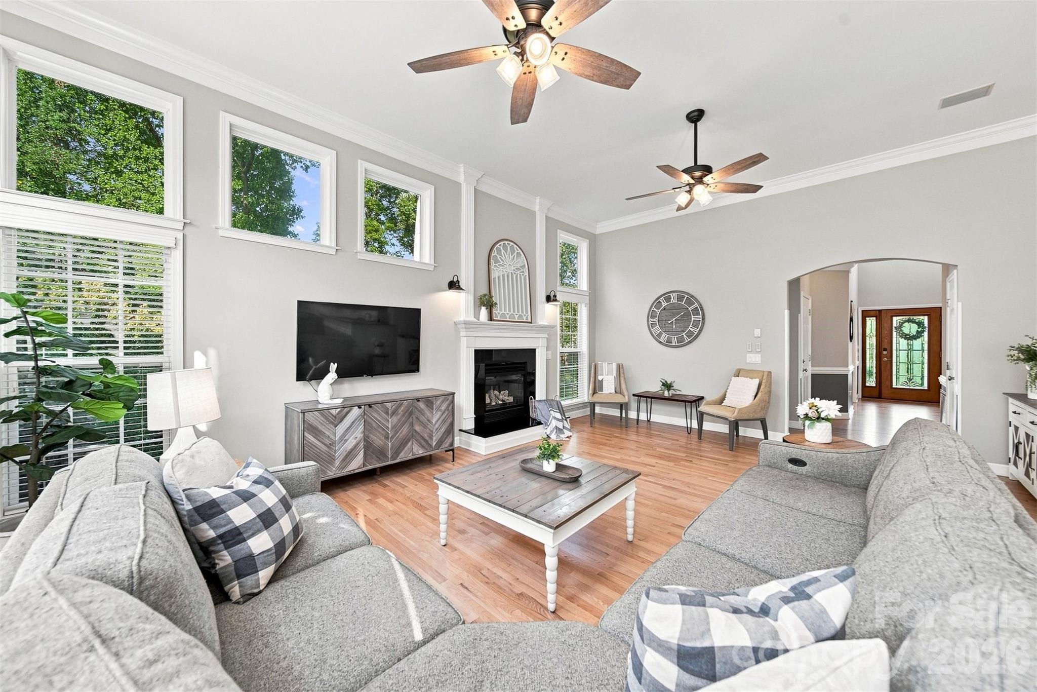 1221 Willow Creek Drive — Newton