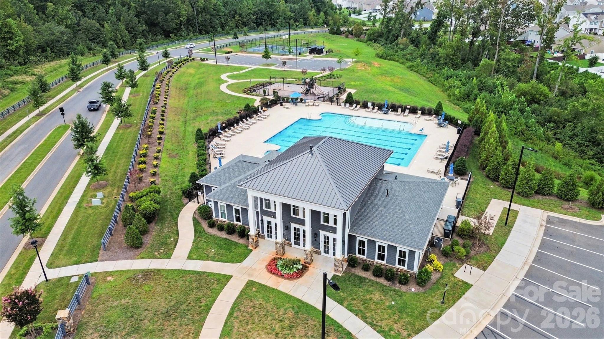 7594 Stonehouse Drive — Gastonia