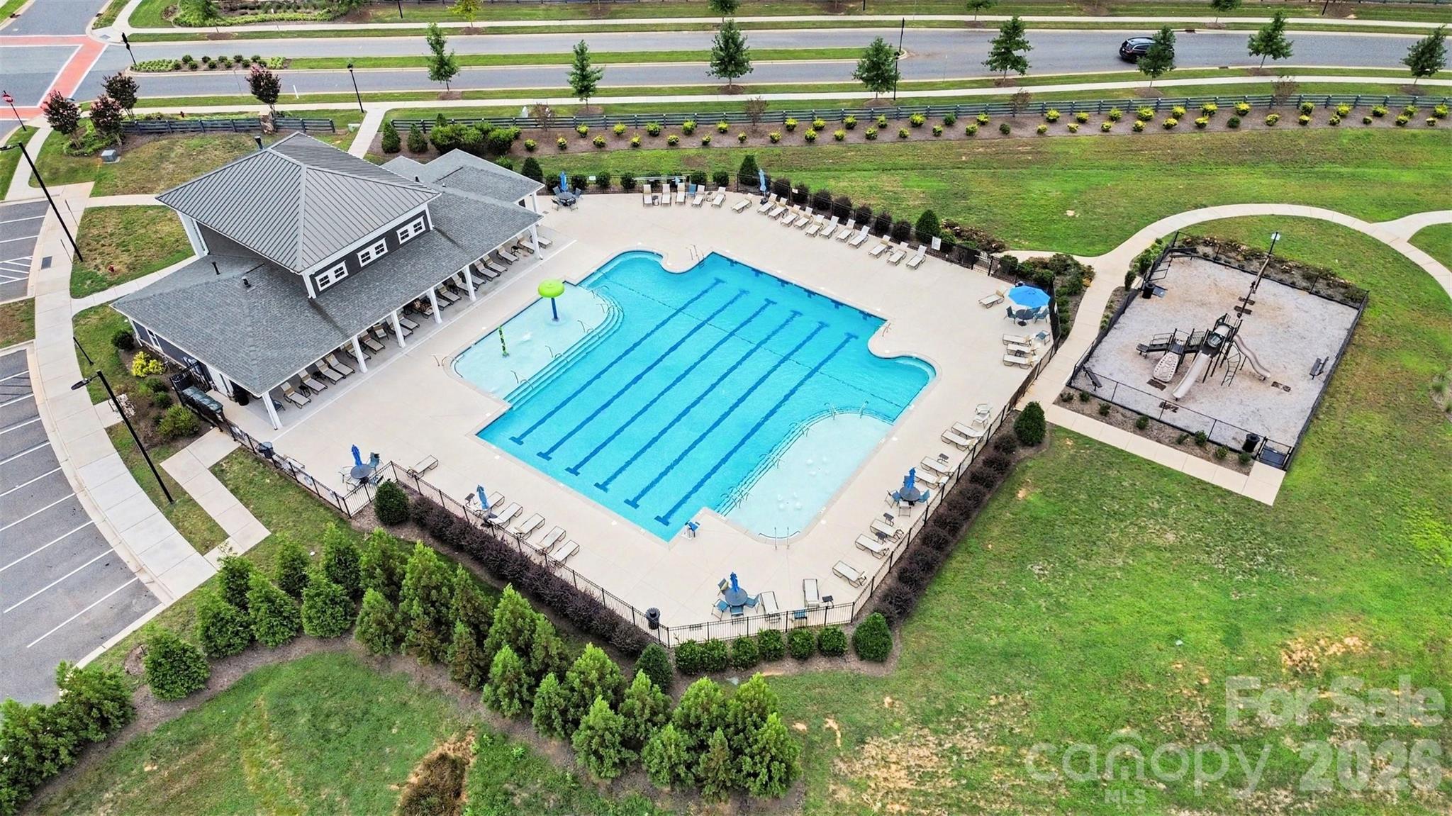 7594 Stonehouse Drive — Gastonia