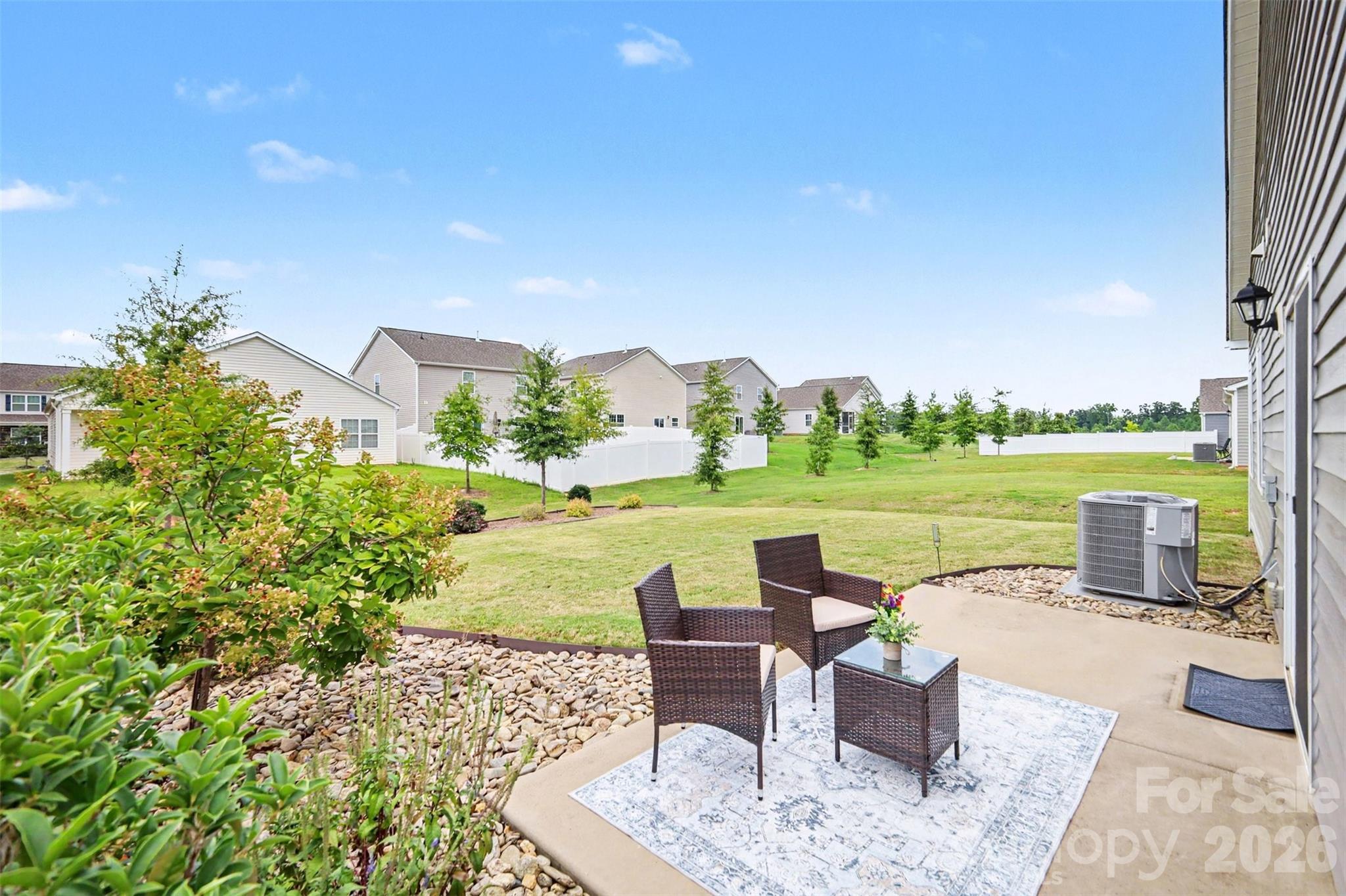 7594 Stonehouse Drive — Gastonia