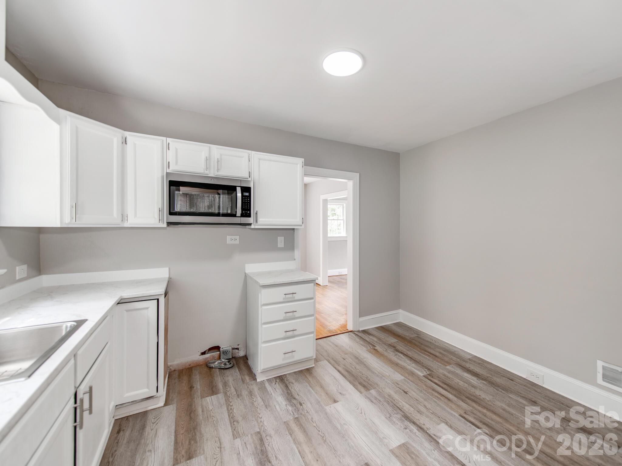 113 Falls Street — Morganton