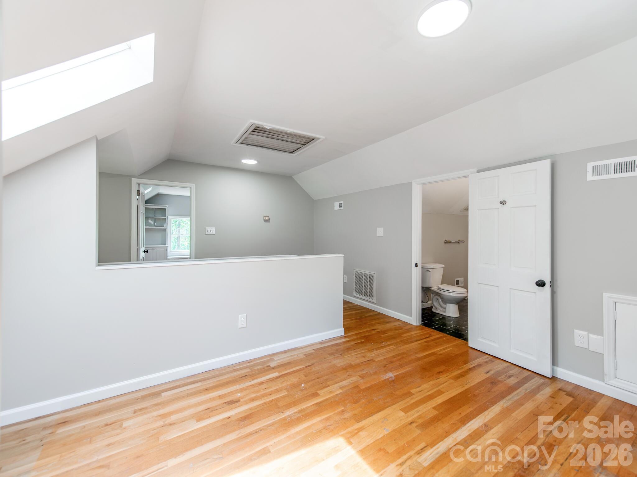 113 Falls Street — Morganton