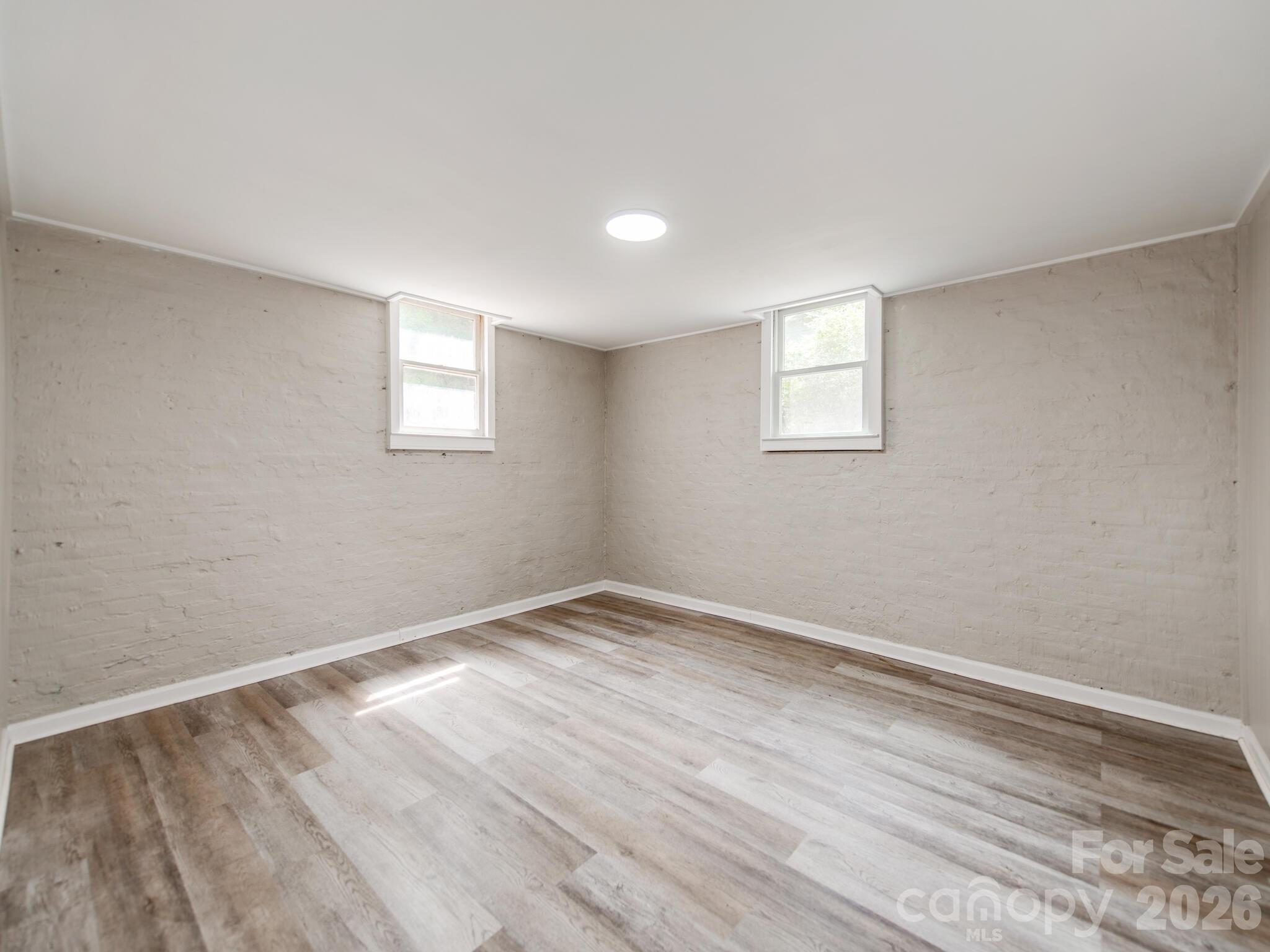 113 Falls Street — Morganton