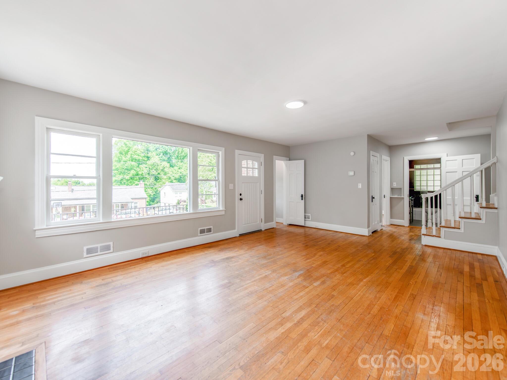 113 Falls Street — Morganton