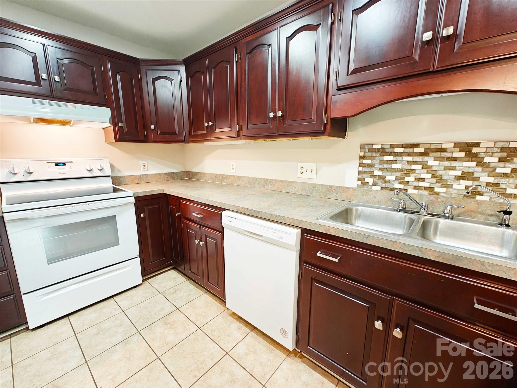 4948 Sardis Road #C — Charlotte