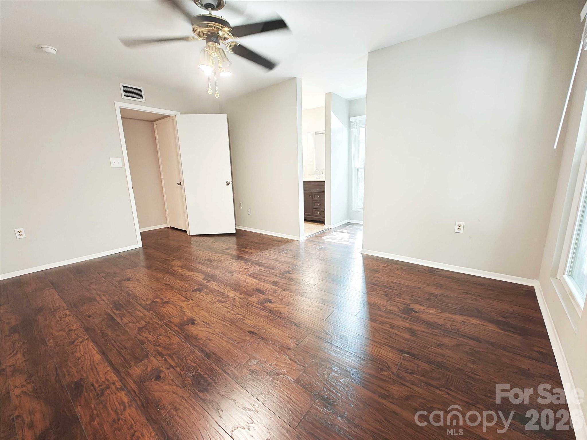 4948 Sardis Road #C — Charlotte
