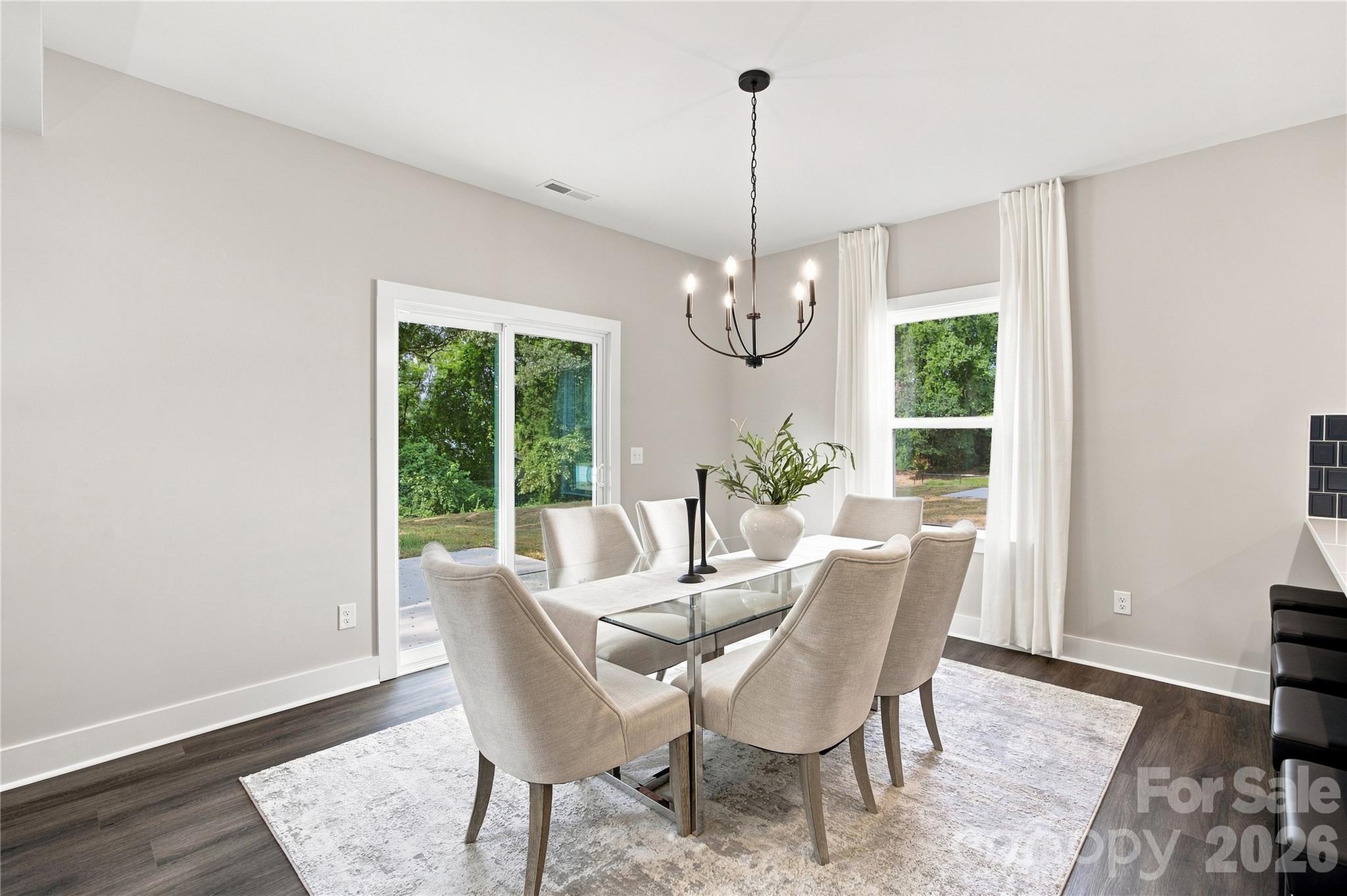 2211 W Seventh Avenue — Gastonia