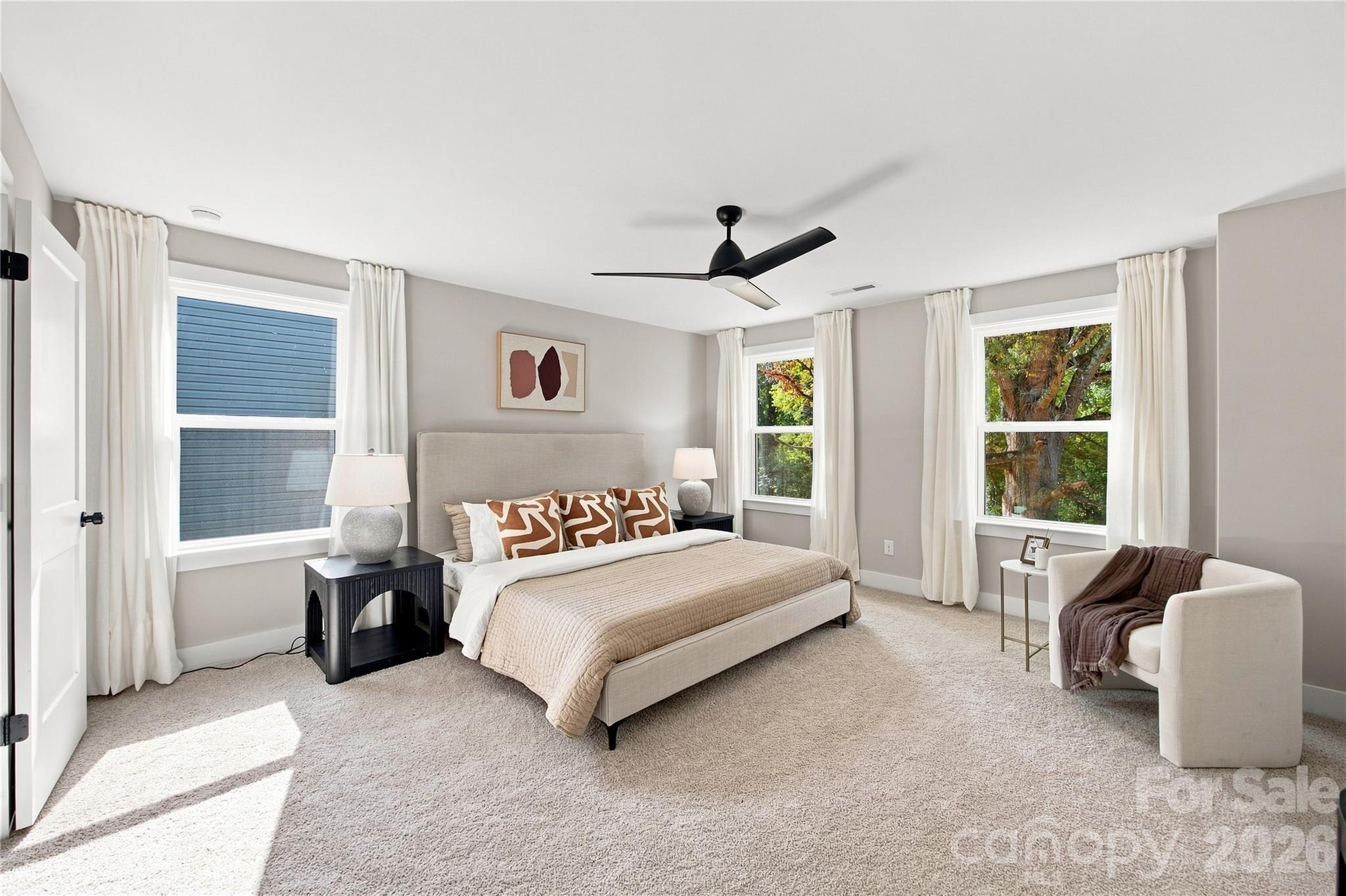 2211 W Seventh Avenue — Gastonia
