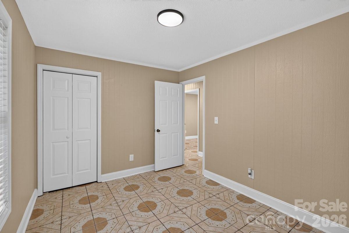 407 S Trenton Street — Gastonia