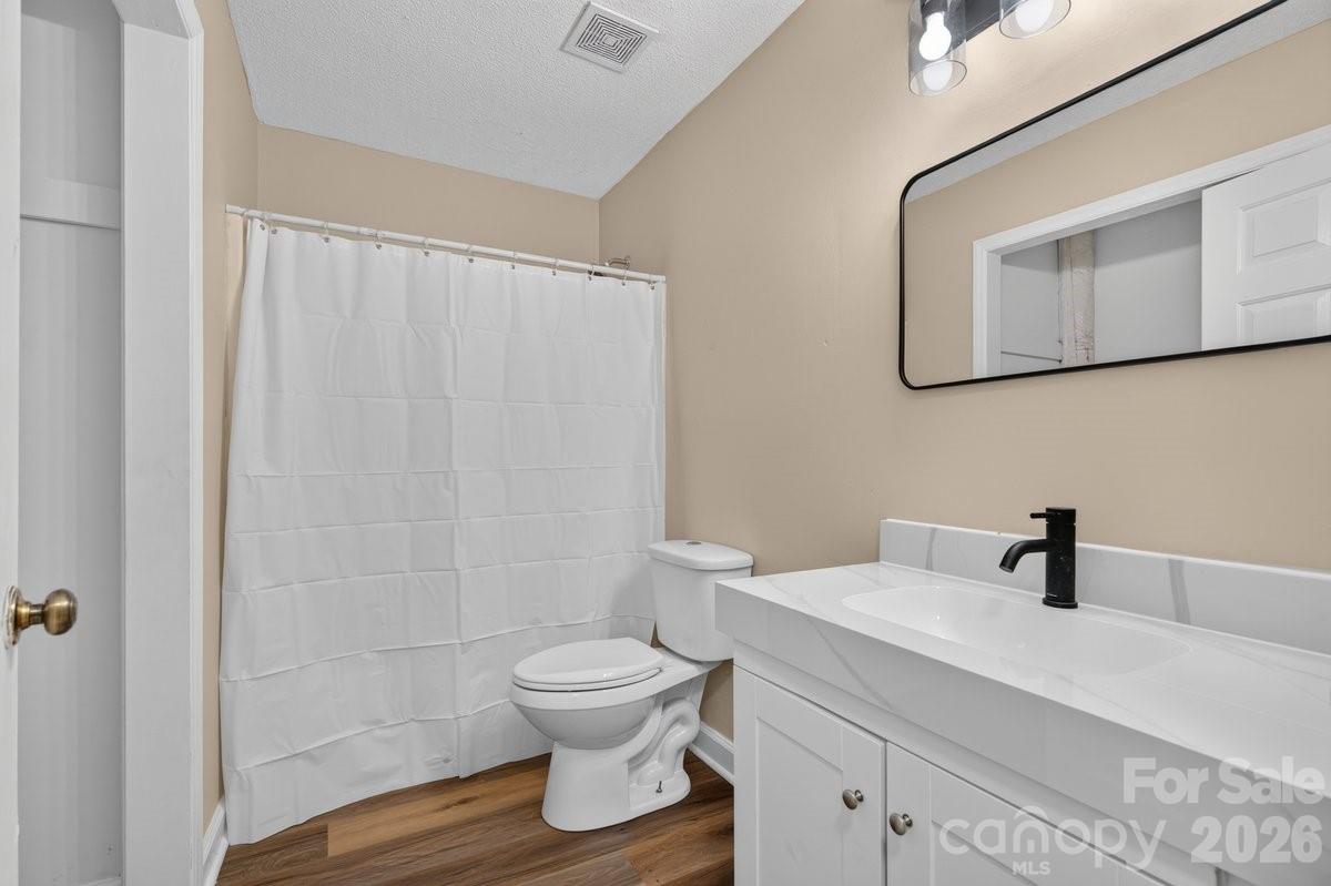 407 S Trenton Street — Gastonia