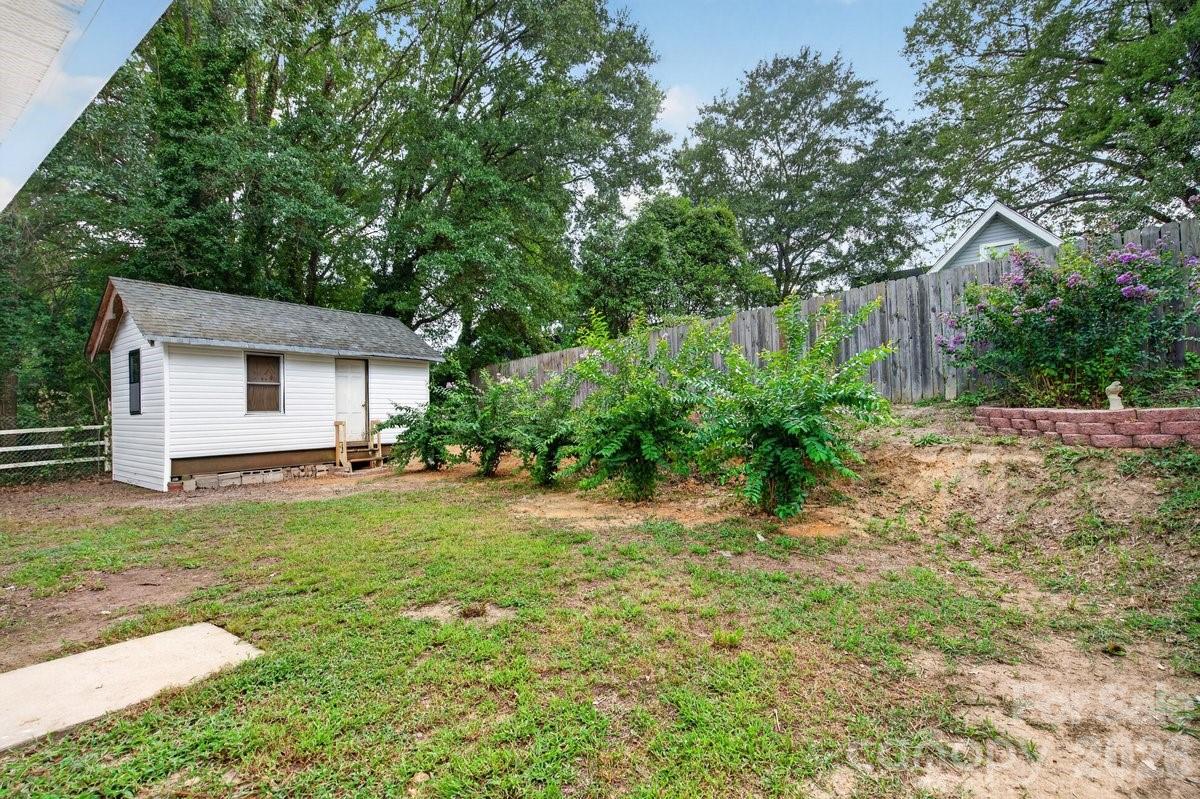 407 S Trenton Street — Gastonia