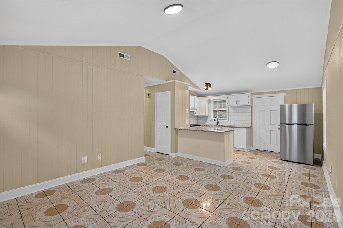 407 S Trenton Street — Gastonia
