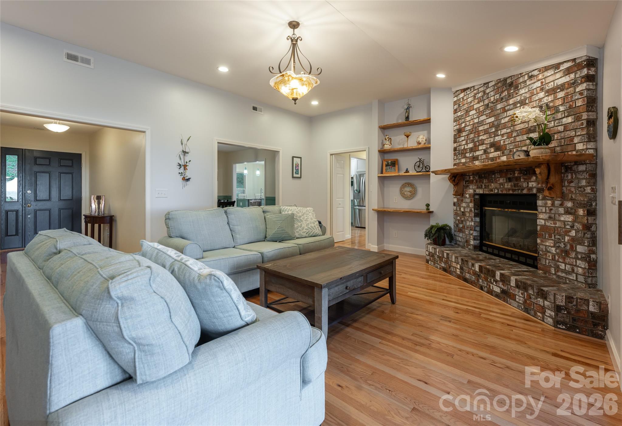 80 Range Drive — Maggie Valley