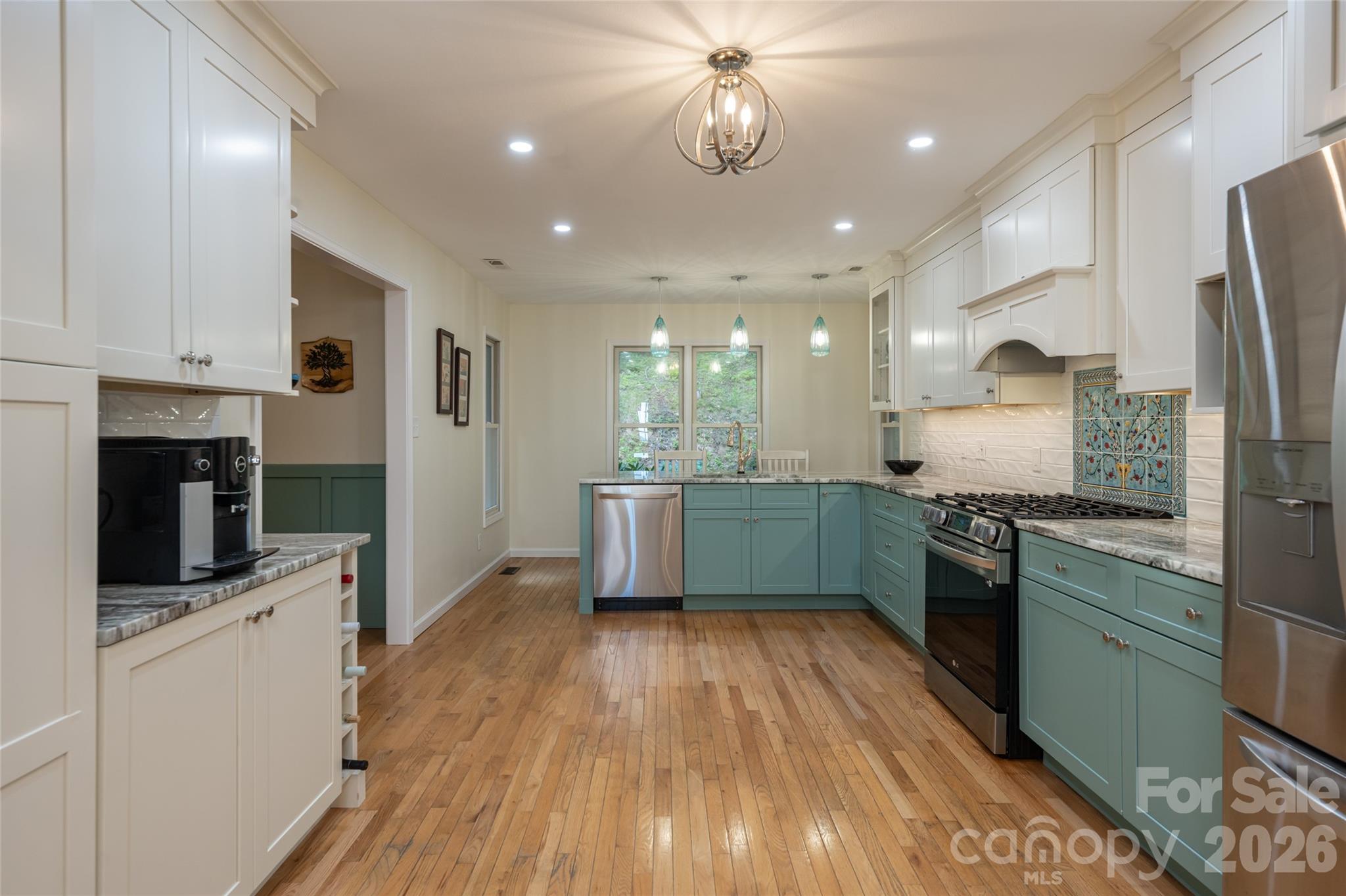 80 Range Drive — Maggie Valley