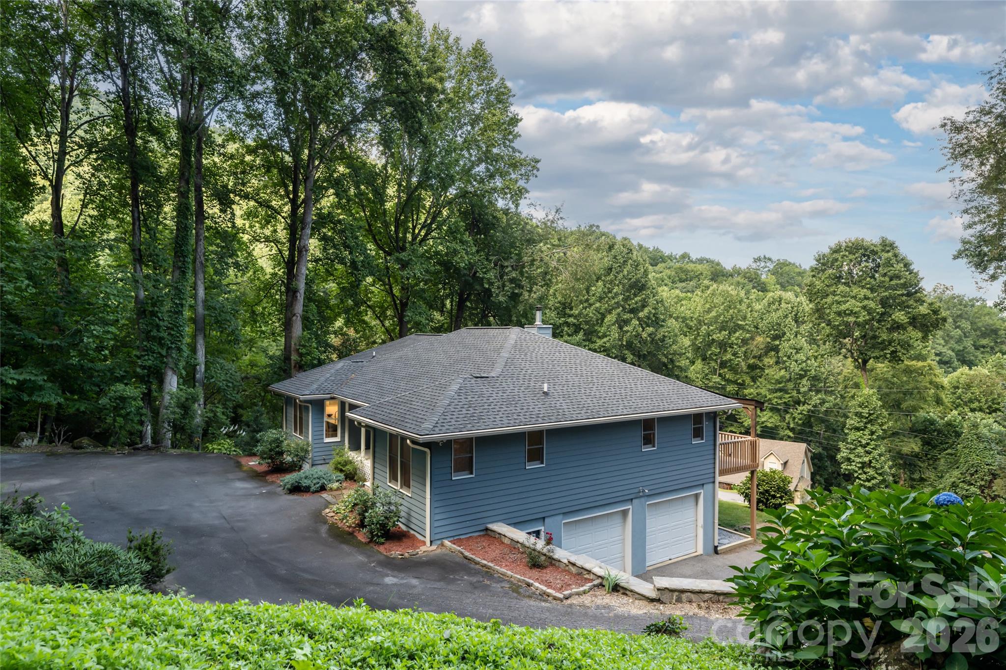 80 Range Drive — Maggie Valley