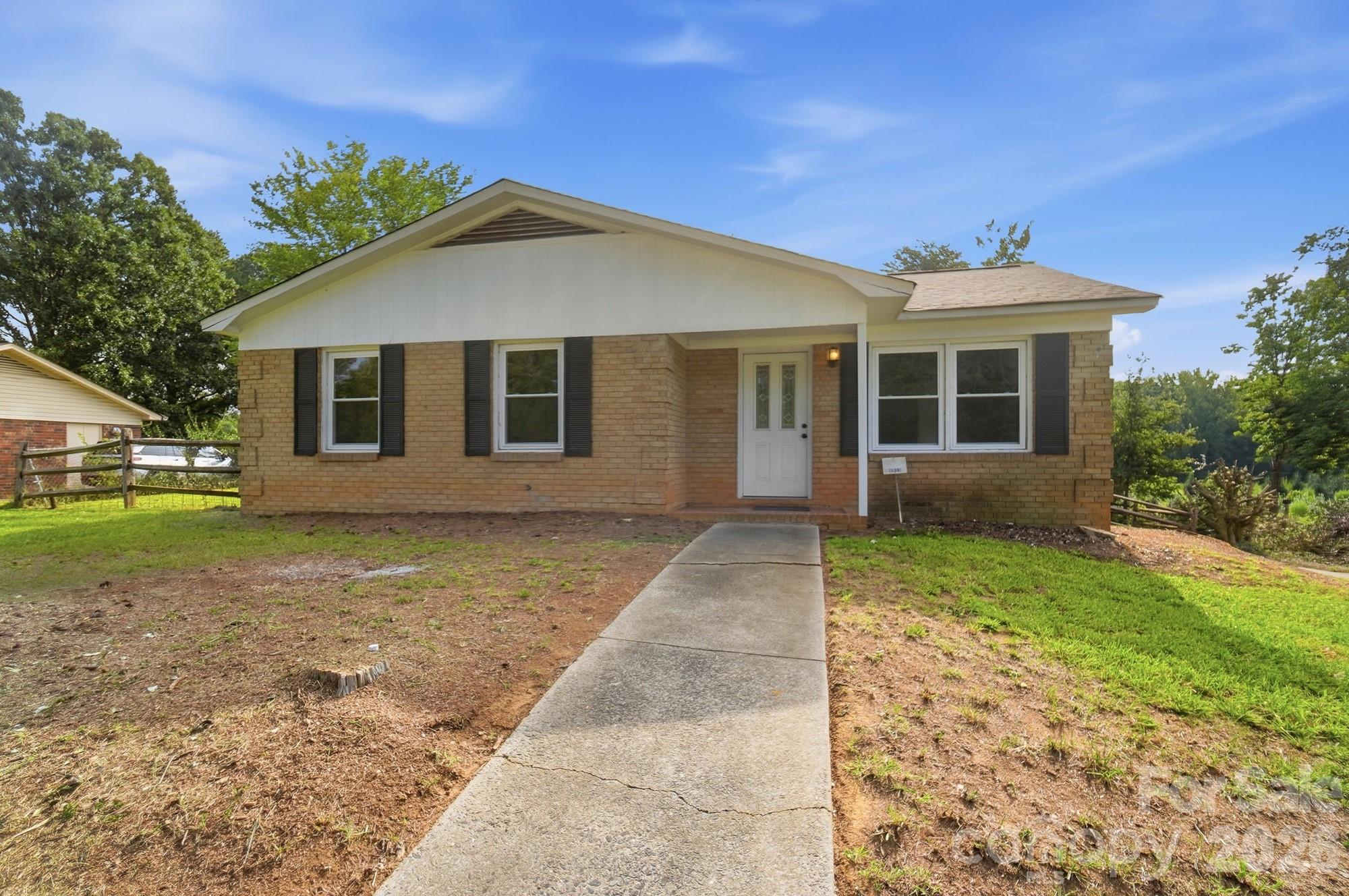 9933 Starwood Drive — Charlotte
