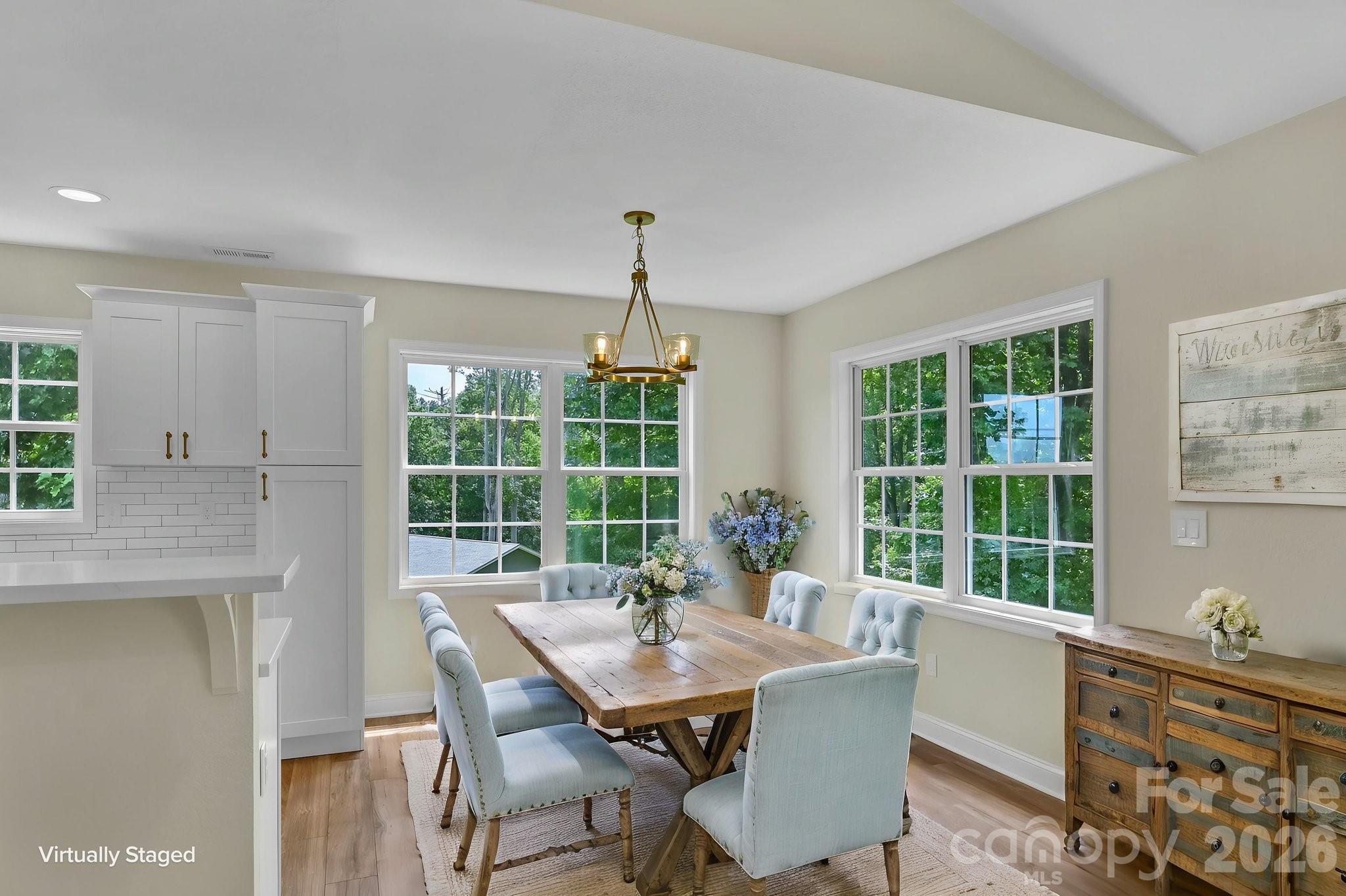 157 Scarlett Ridge Drive — Marshall
