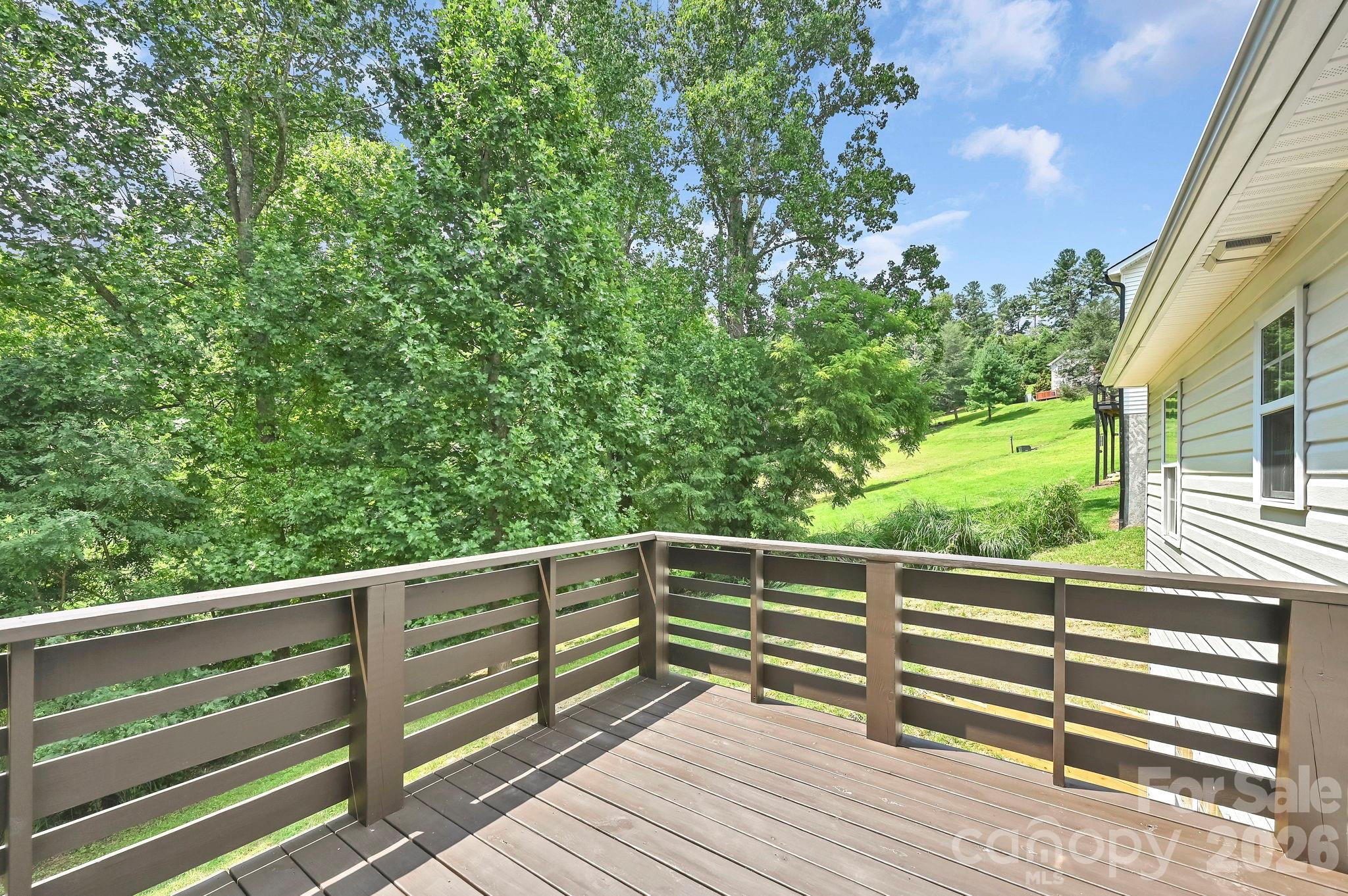 157 Scarlett Ridge Drive — Marshall