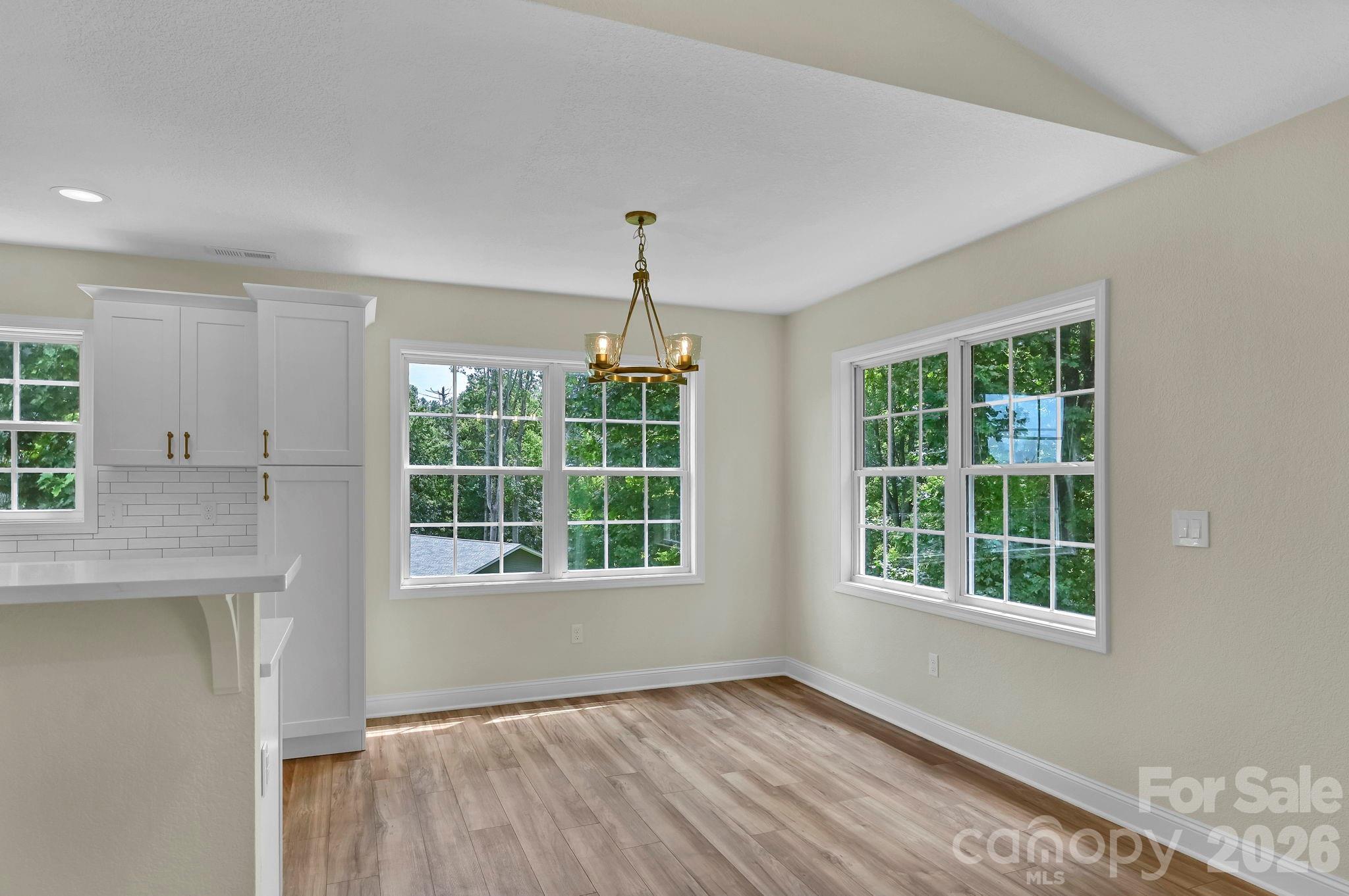 157 Scarlett Ridge Drive — Marshall