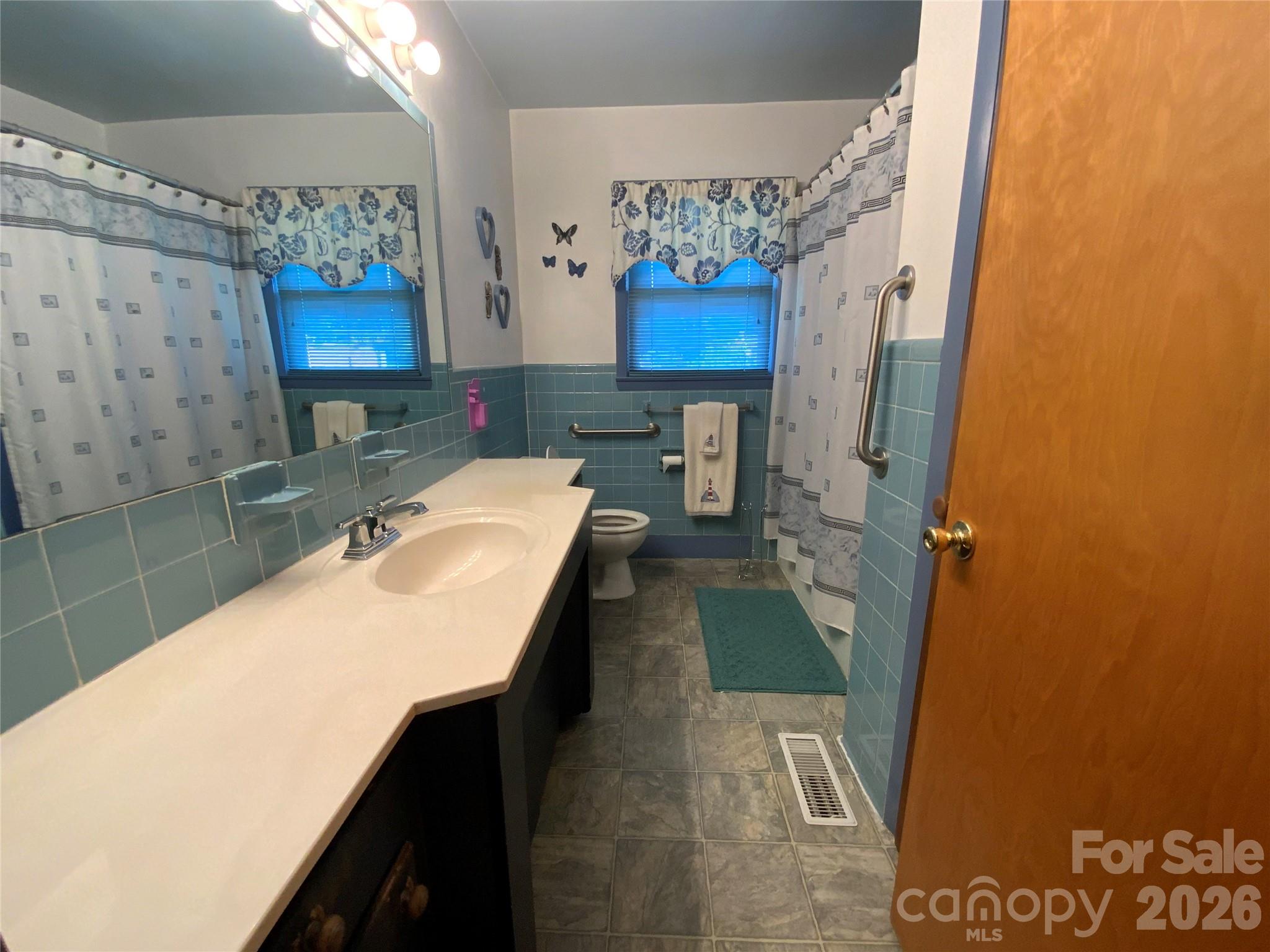 1749 Oak Grove Church Road — Ellenboro