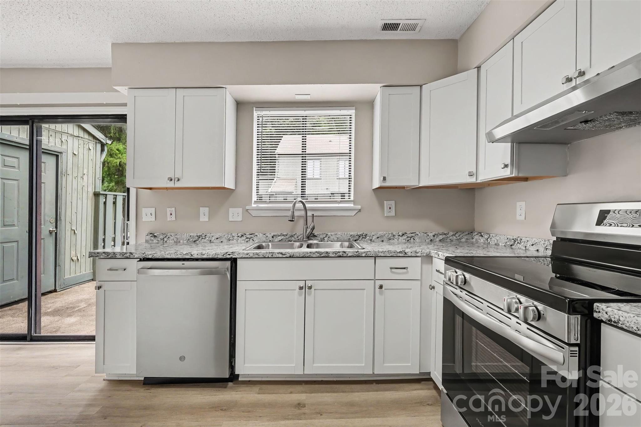 6144 Bent Tree Court — Charlotte