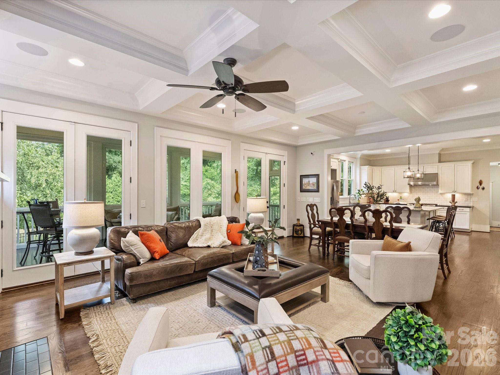 516 Hillside Avenue — Charlotte