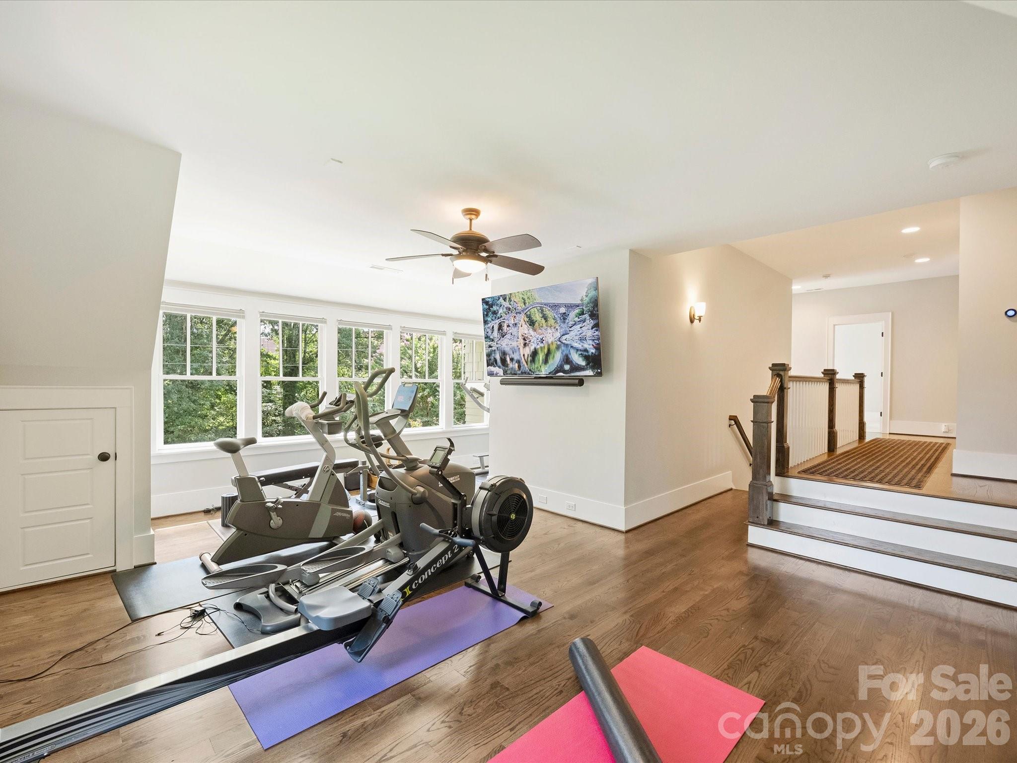516 Hillside Avenue — Charlotte
