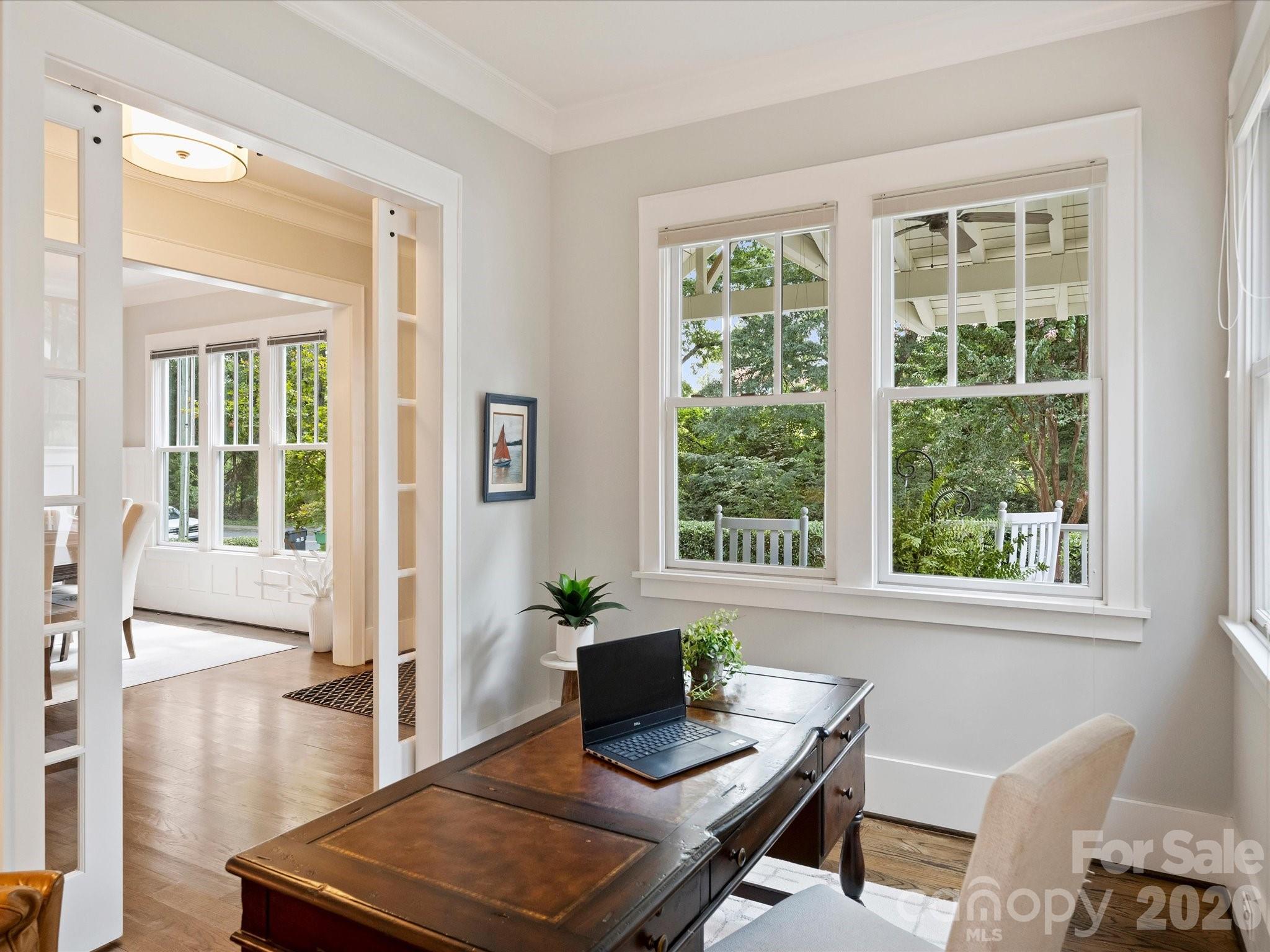516 Hillside Avenue — Charlotte
