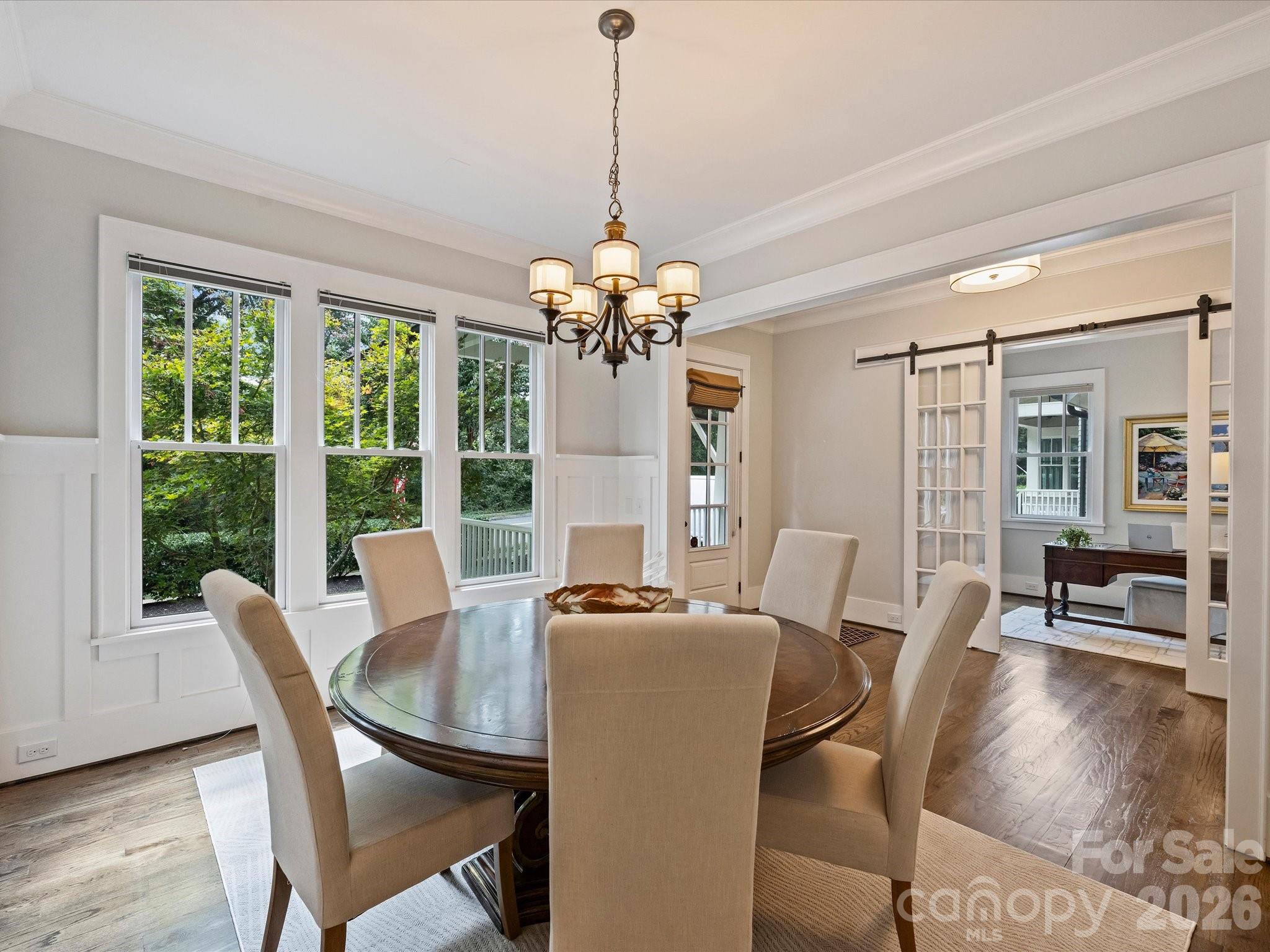 516 Hillside Avenue — Charlotte