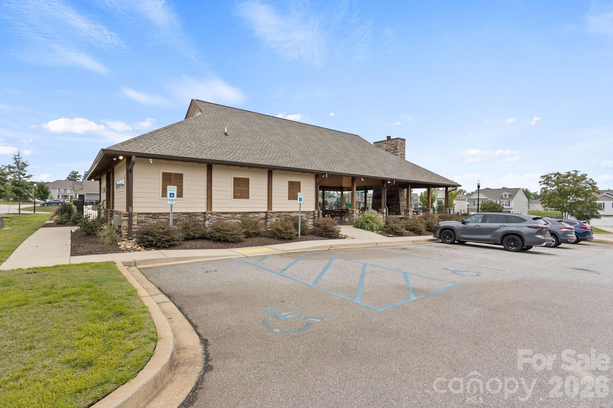 1723 Wabash Place — Boiling Springs