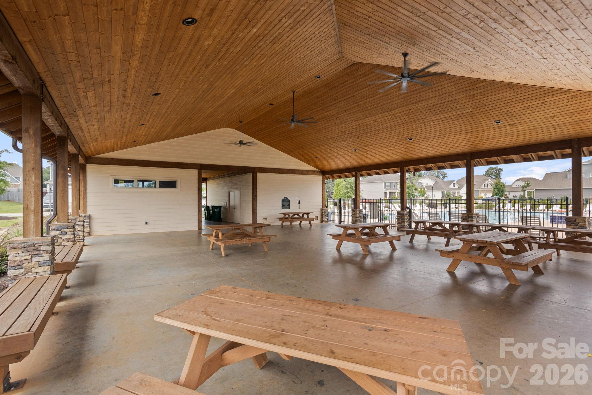 1723 Wabash Place — Boiling Springs