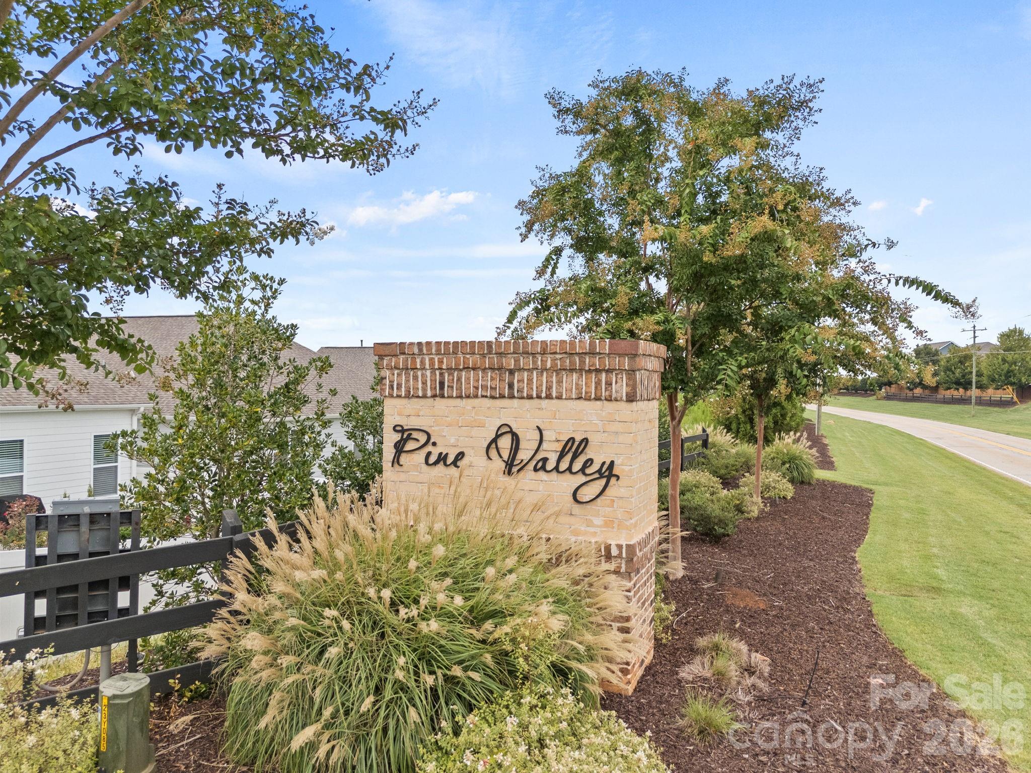 1723 Wabash Place — Boiling Springs