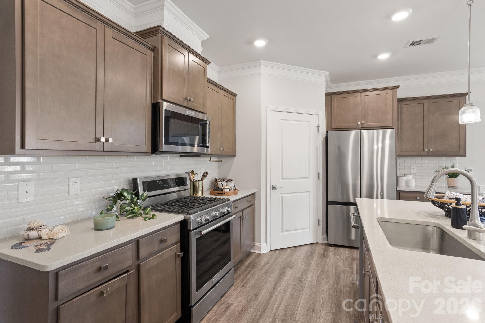 1723 Wabash Place — Boiling Springs