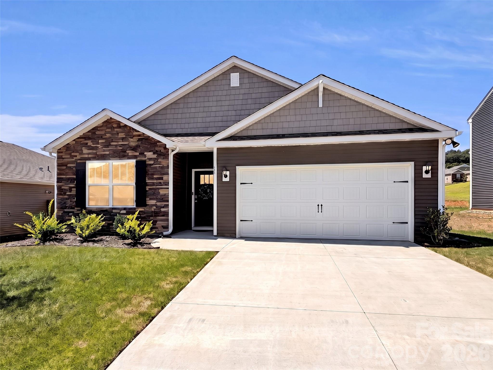 61 Woodvale Drive — Waynesville