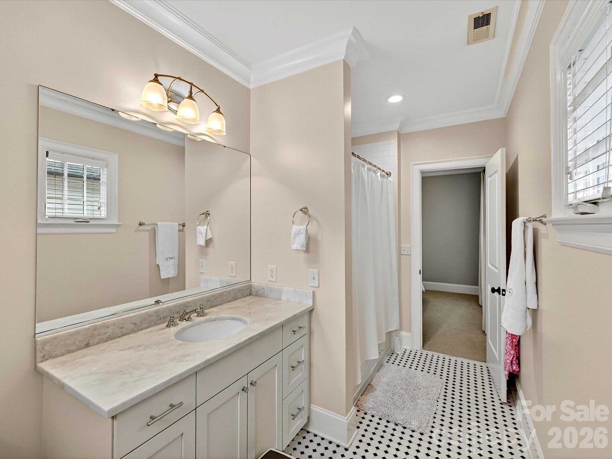 3025 Hanson Drive — Charlotte
