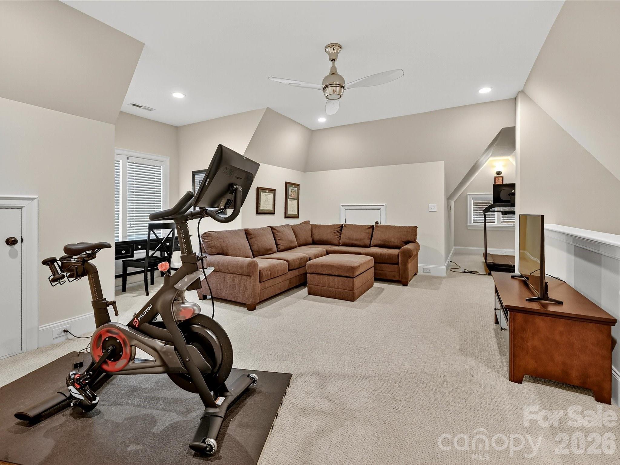 3025 Hanson Drive — Charlotte