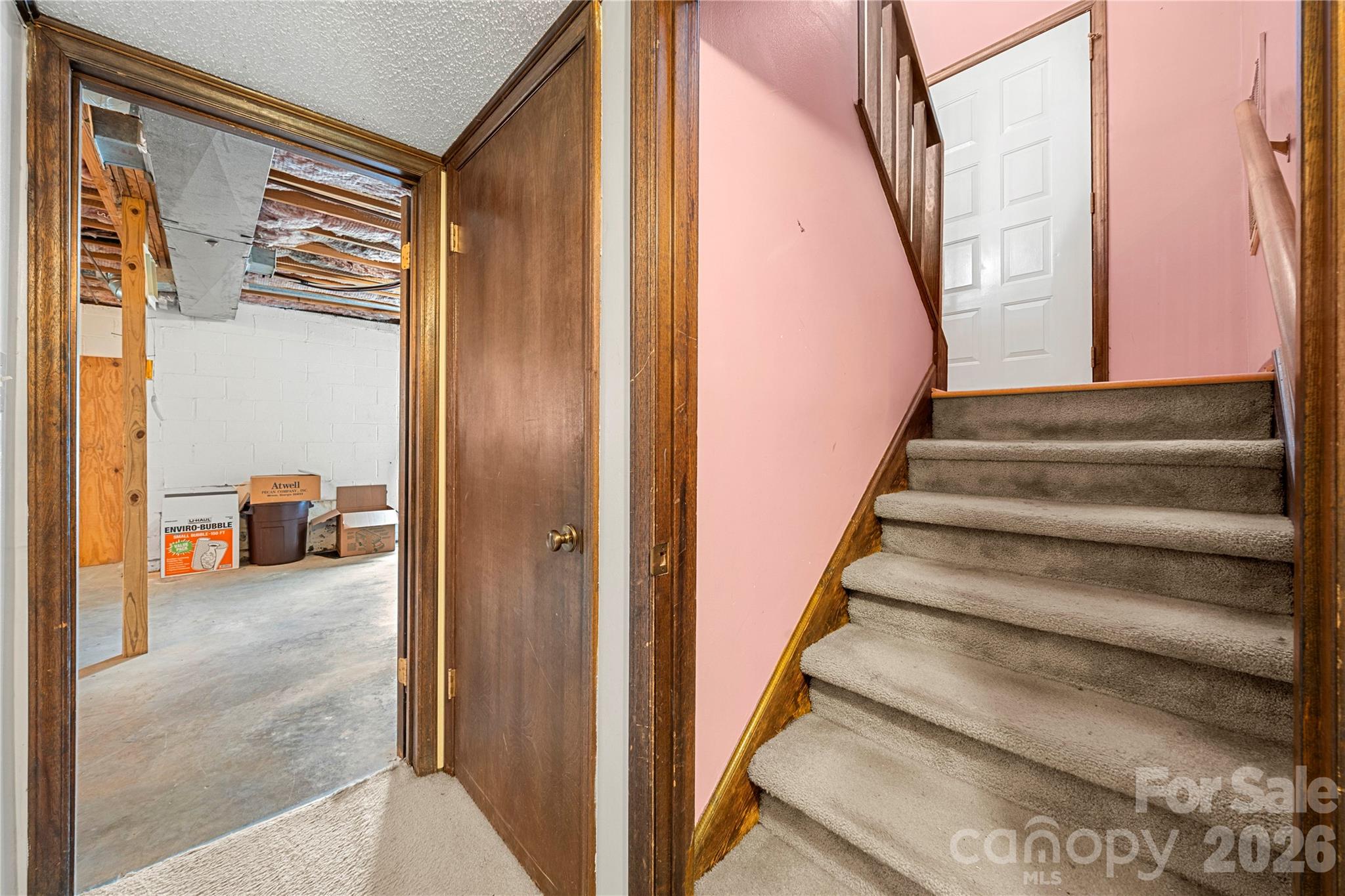 1810 Oak Hollow Road — Gastonia