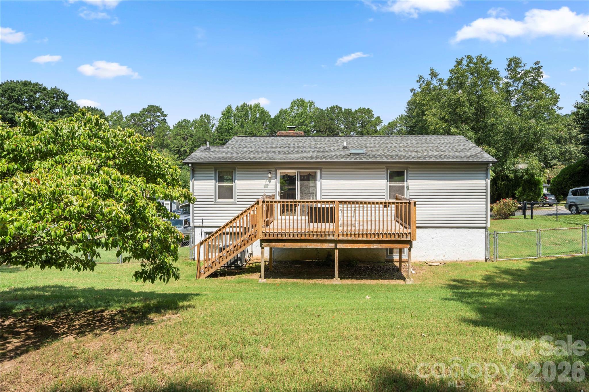 1810 Oak Hollow Road — Gastonia