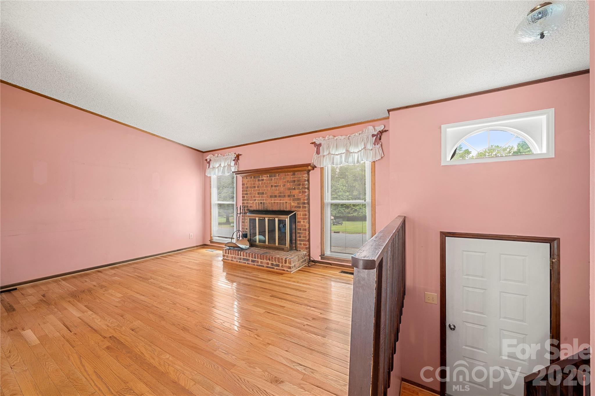 1810 Oak Hollow Road — Gastonia