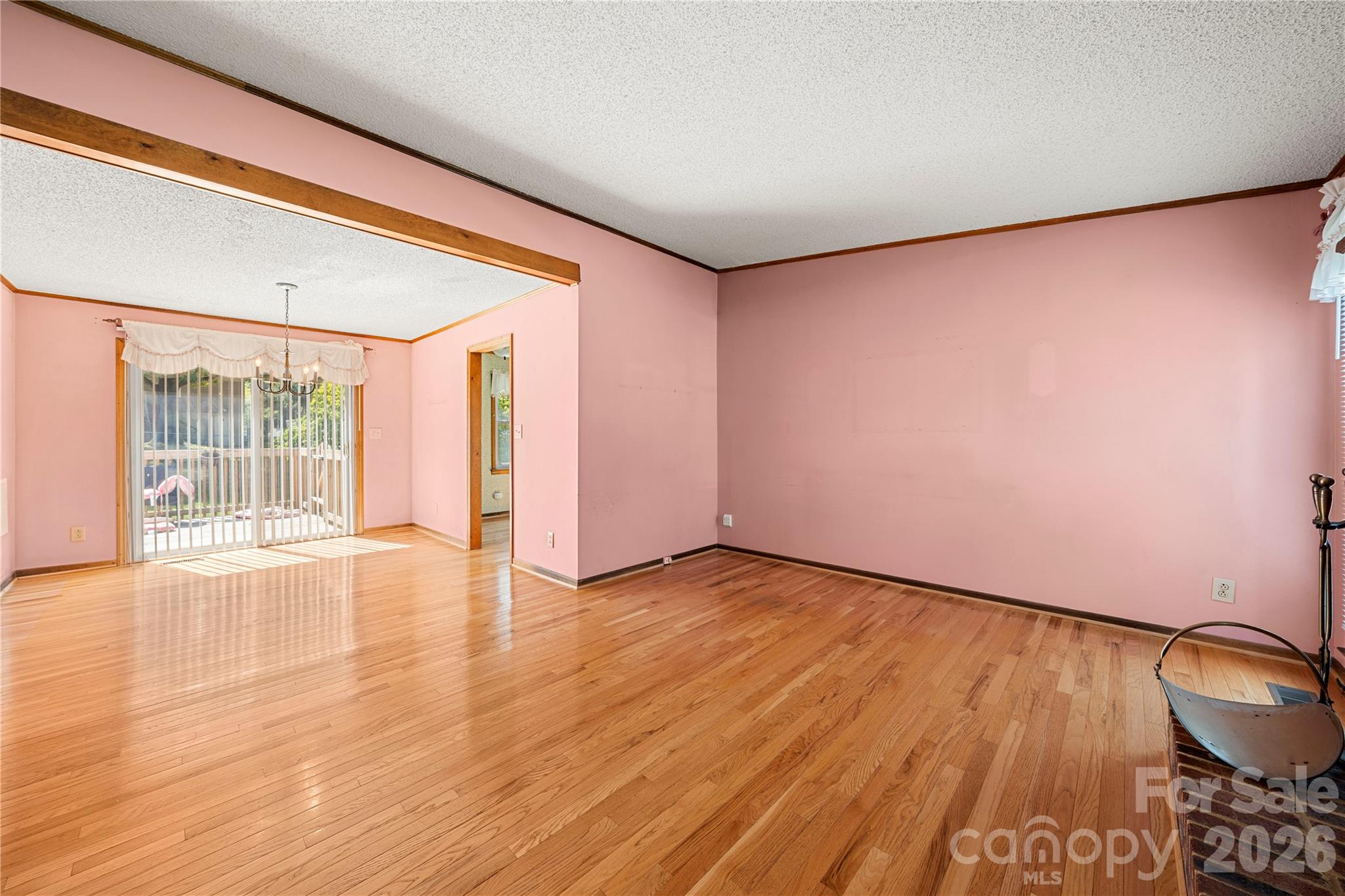 1810 Oak Hollow Road — Gastonia