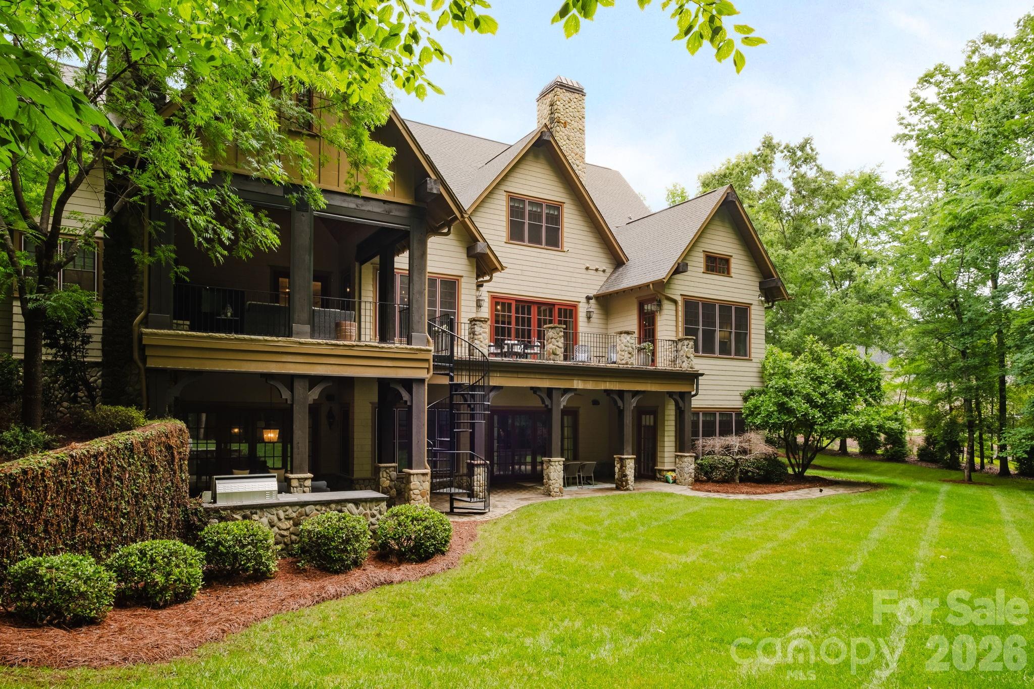 10930 Green Heron Court — Charlotte
