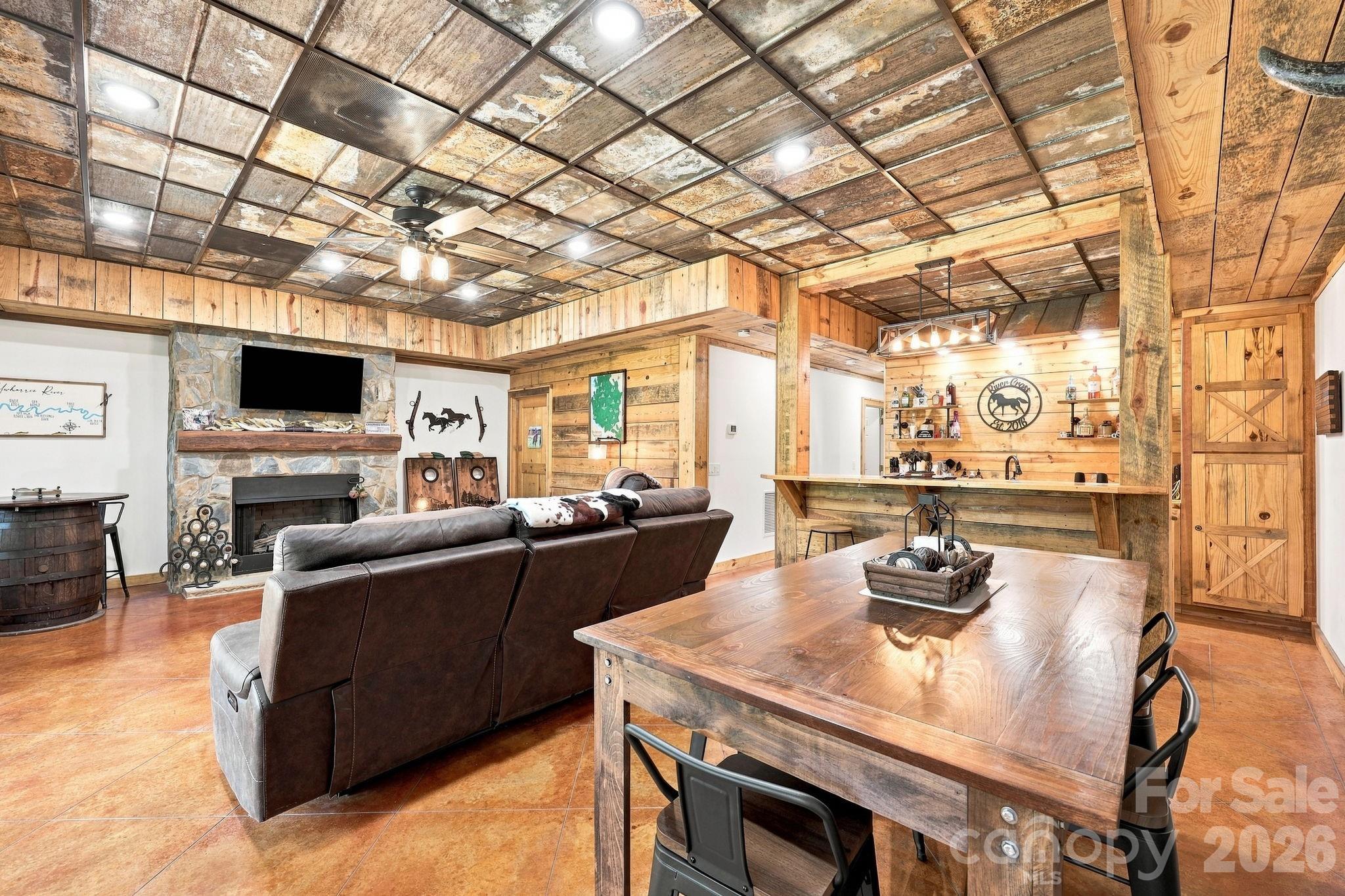 341 Riverbend Road — Troy